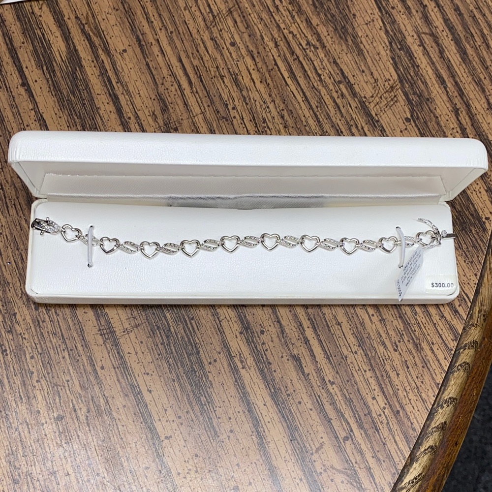Kohl's Diamond Heart Bracelet Sterling Silver 1/10 ct T.W. (NWT) FREE SHIP